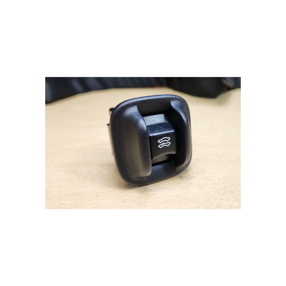 2011-2014 Chrysler 200 OEM Convertible Top Open Close Button Switch Black Used